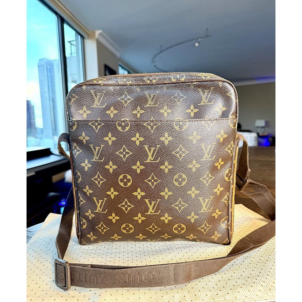 Louis LV Vuitton Trotteur Beaubourg Unisex Cossbody Messenger Bag